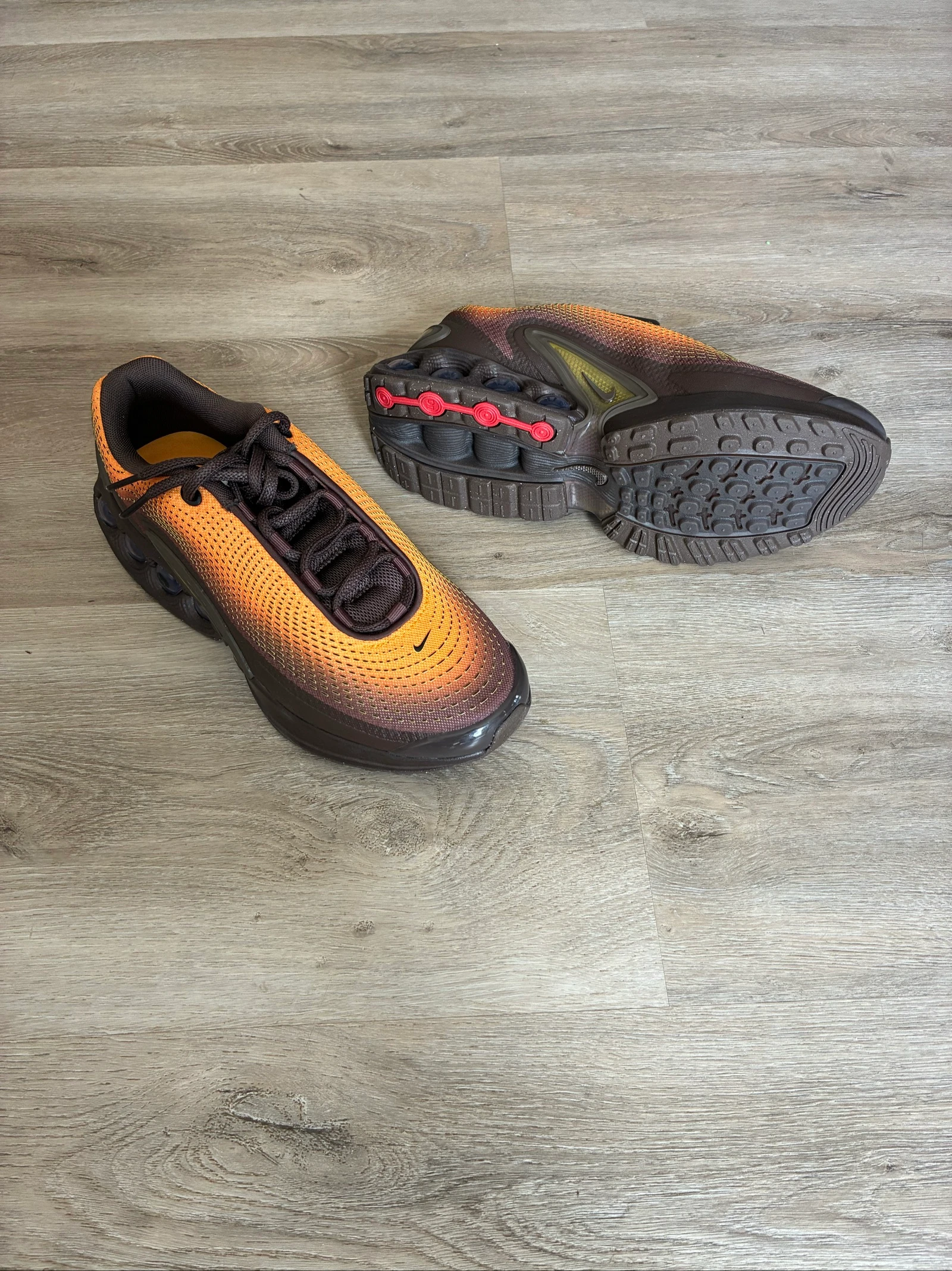 Nike Air Max Dn taille 41 – photo 2